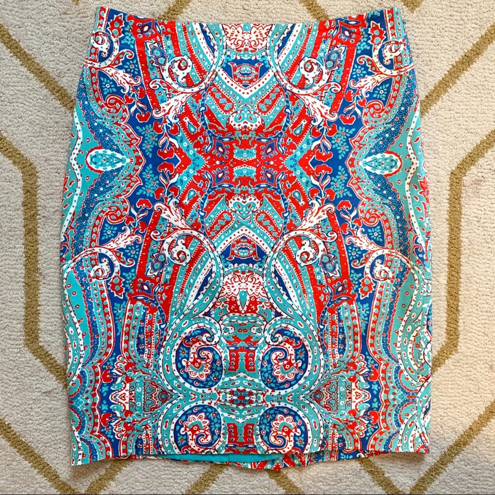 Jones New York Pencil Skirt Red White & Blue Print